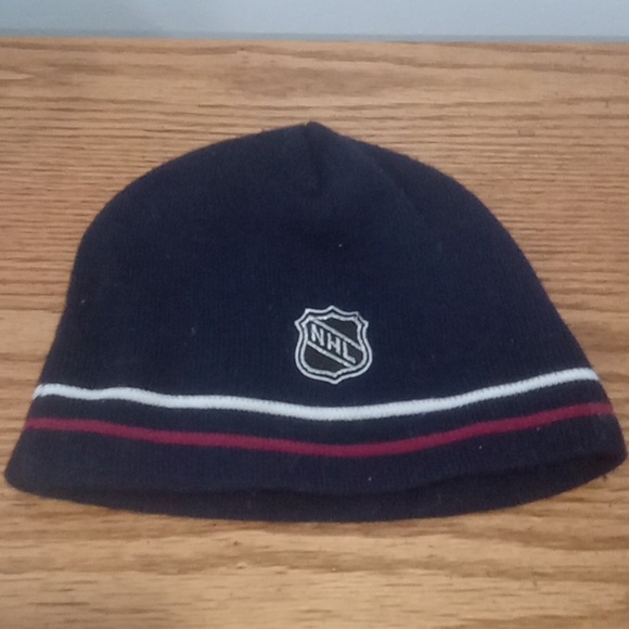 Colorado Avalanche toque - Picture 3 of 3